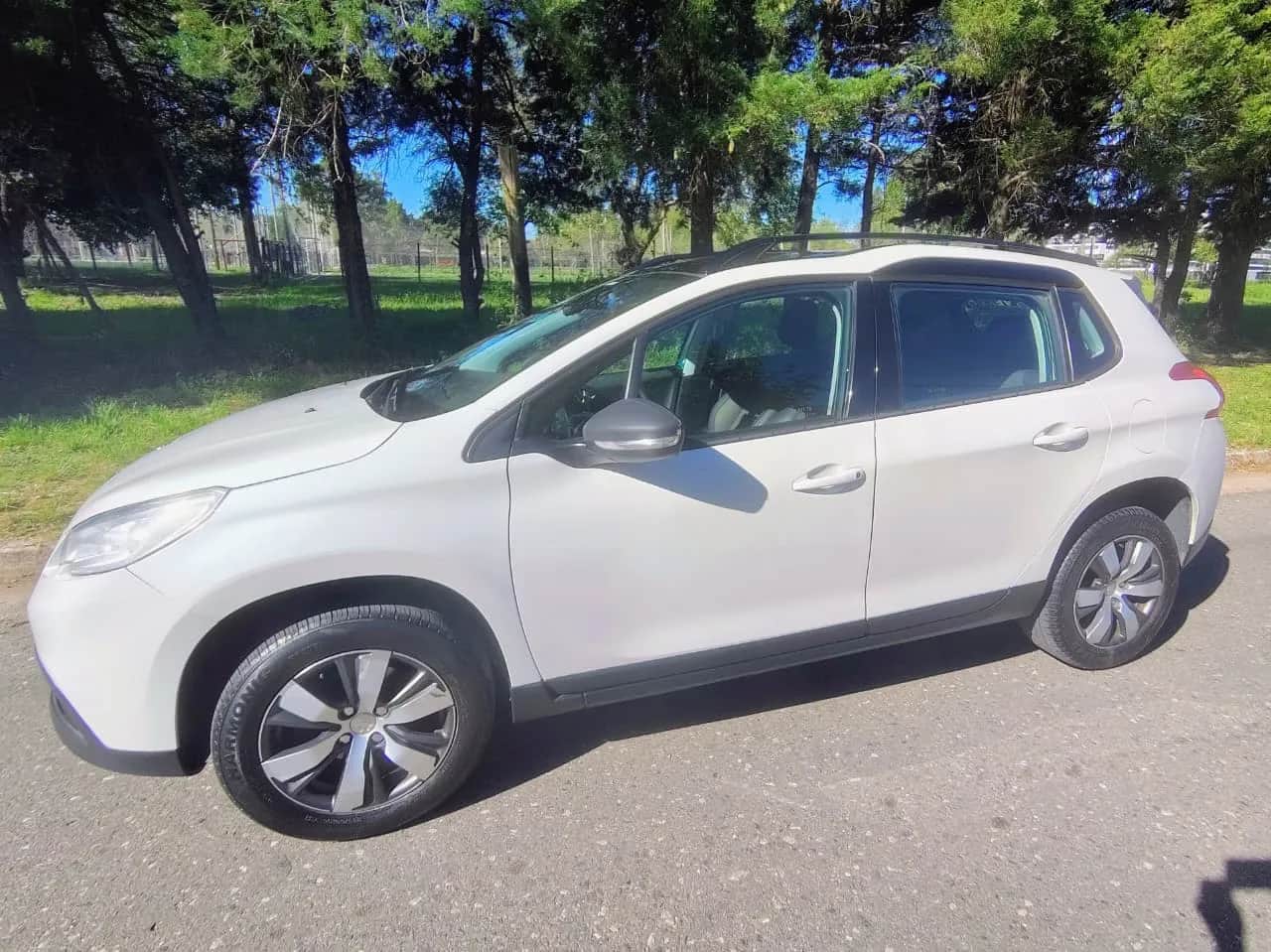 PEUGEOT 2008 - Vista principal