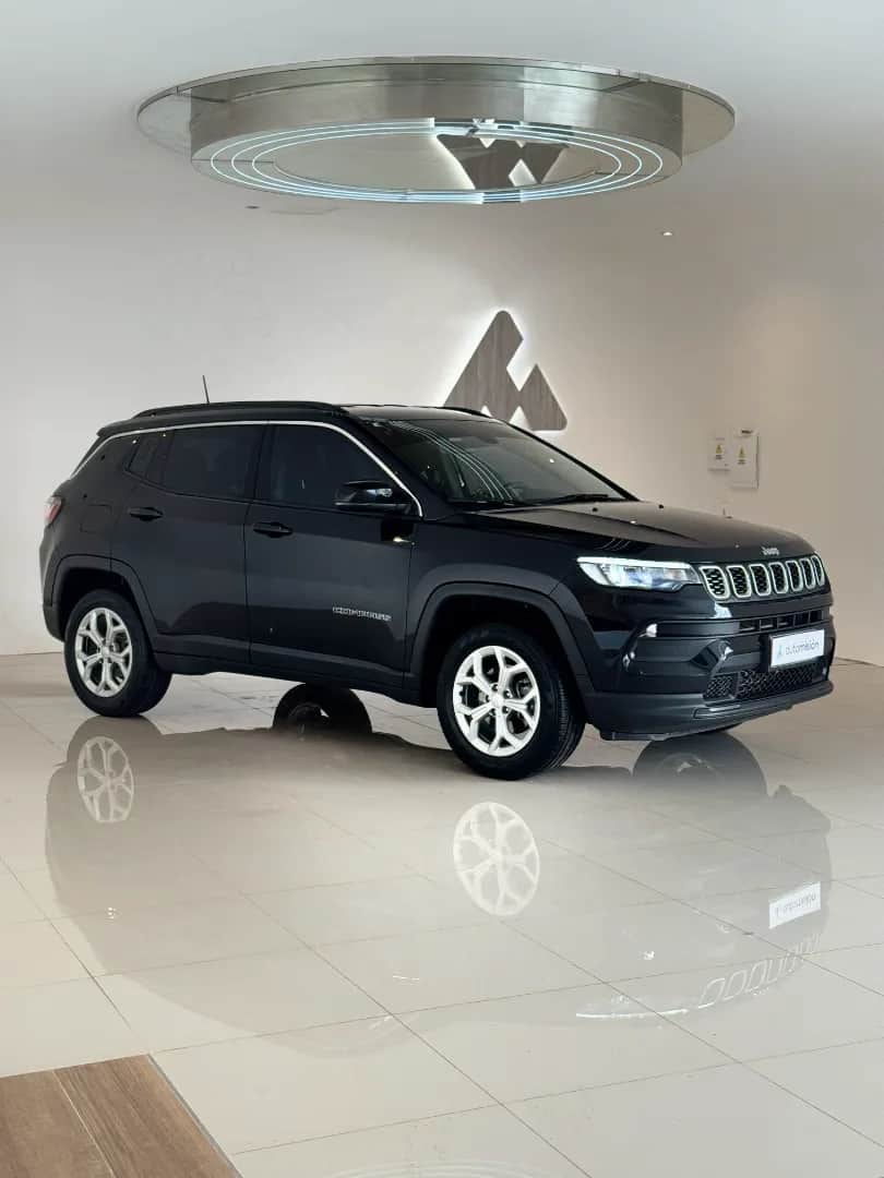 JEEP COMPASS color plata