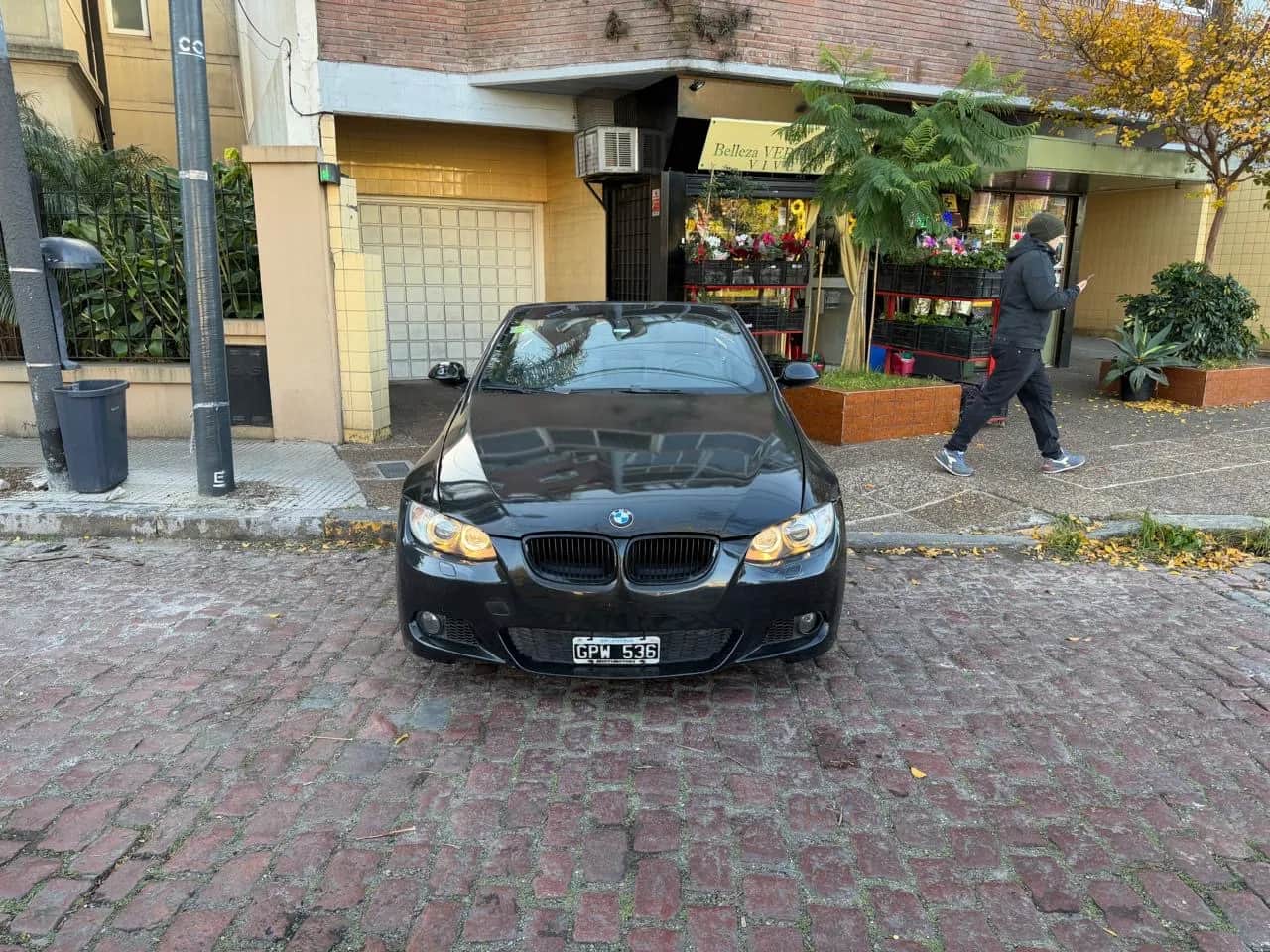 BMW 330 color plata