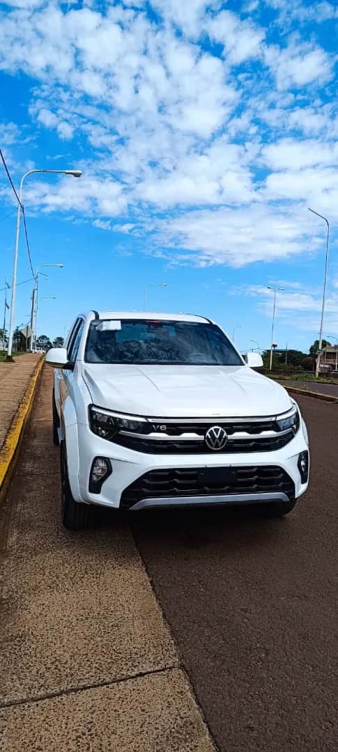 VOLKSWAGEN AMAROK PICK - UP - Vista principal