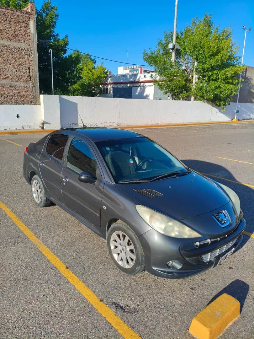 PEUGEOT 207 - Vista principal