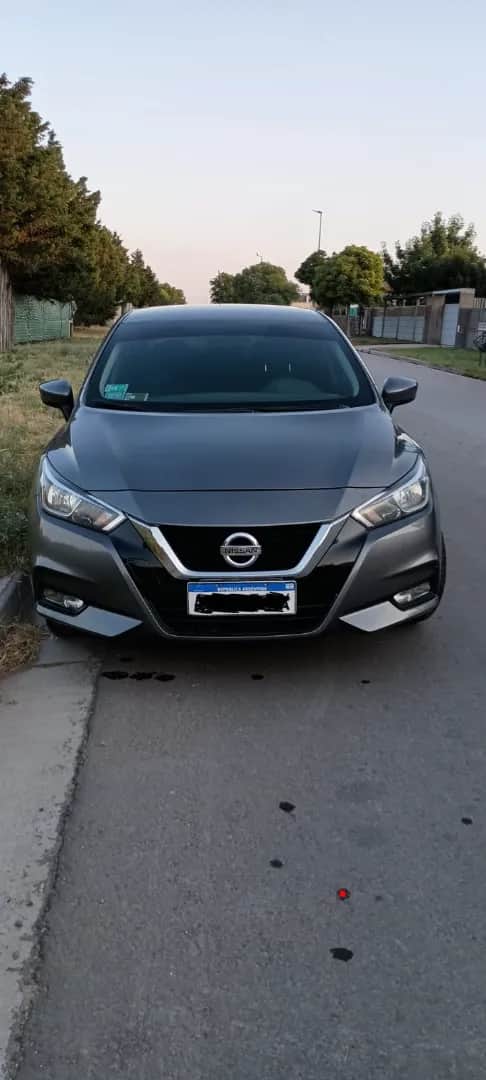 NISSAN VERSA - Vista principal