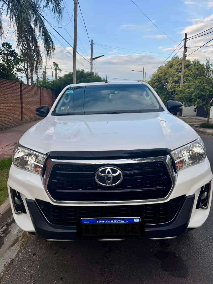 TOYOTA HILUX - Vista principal