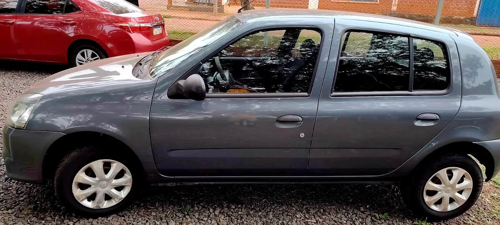 RENAULT CLIO - Vista principal