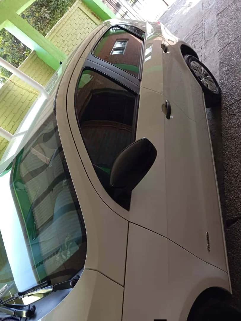 VOLKSWAGEN GOL - Vista principal