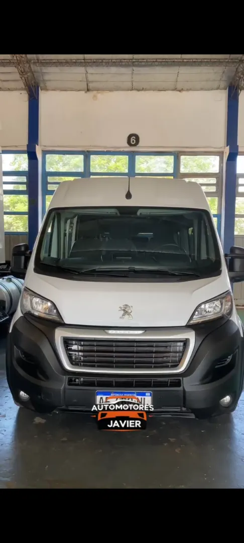 PEUGEOT BOXER - Vista principal