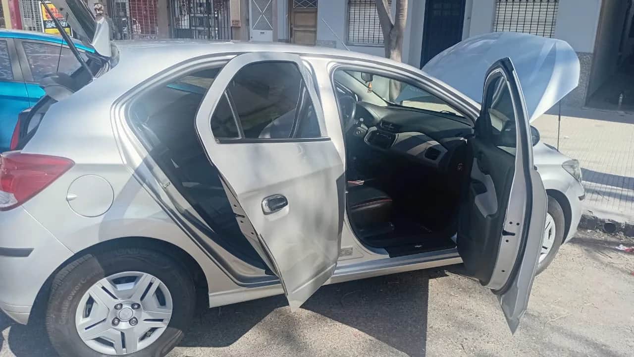 CHEVROLET ONIX - Vista principal