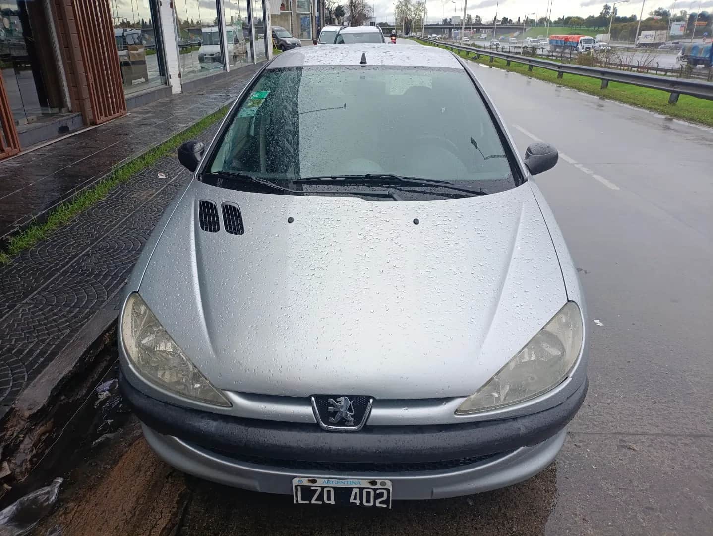 PEUGEOT 206 - Vista principal