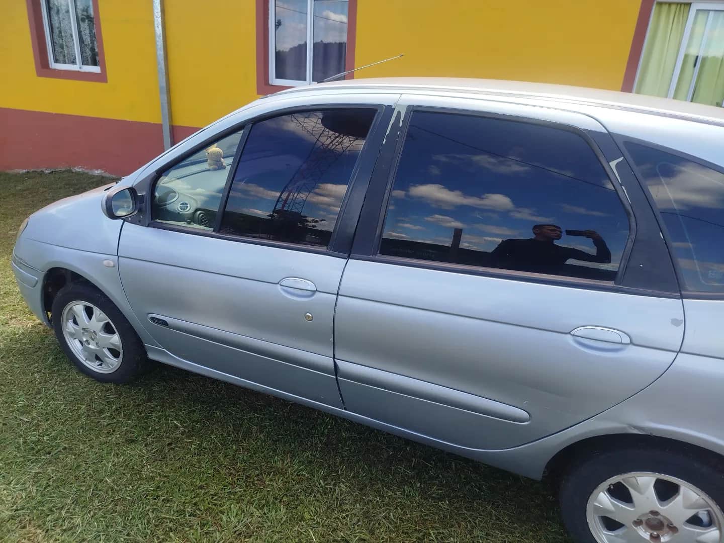 RENAULT SCENIC - Vista principal