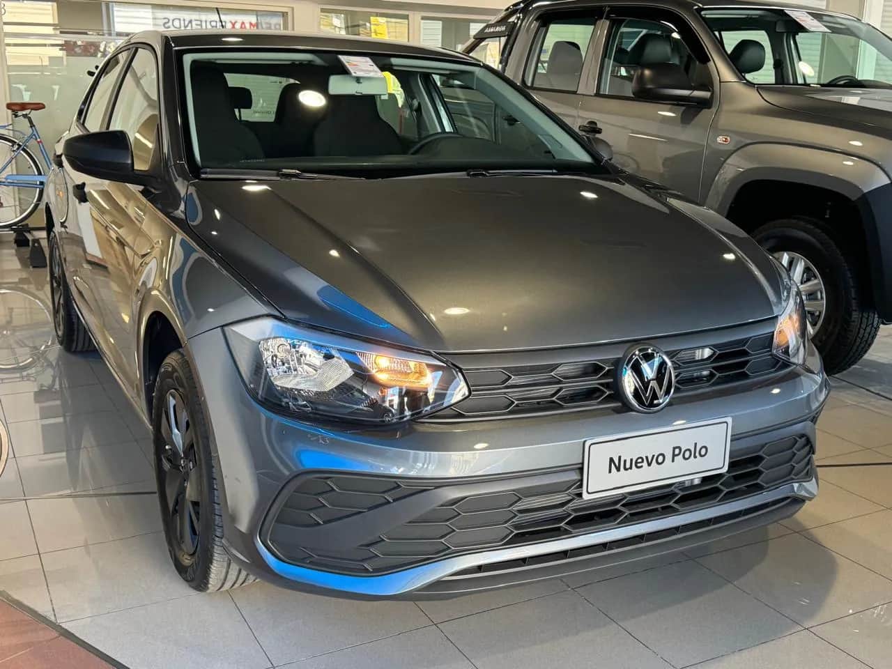 VOLKSWAGEN POLO - Vista principal