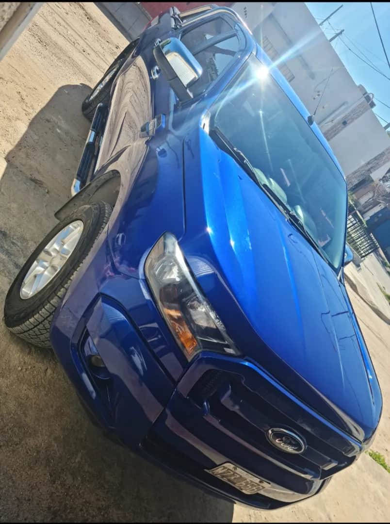 FORD RANGER - Vista principal