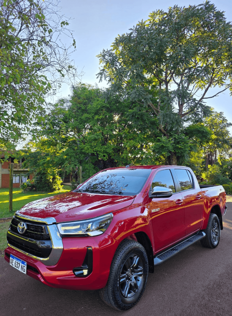 TOYOTA HILUX - Vista principal