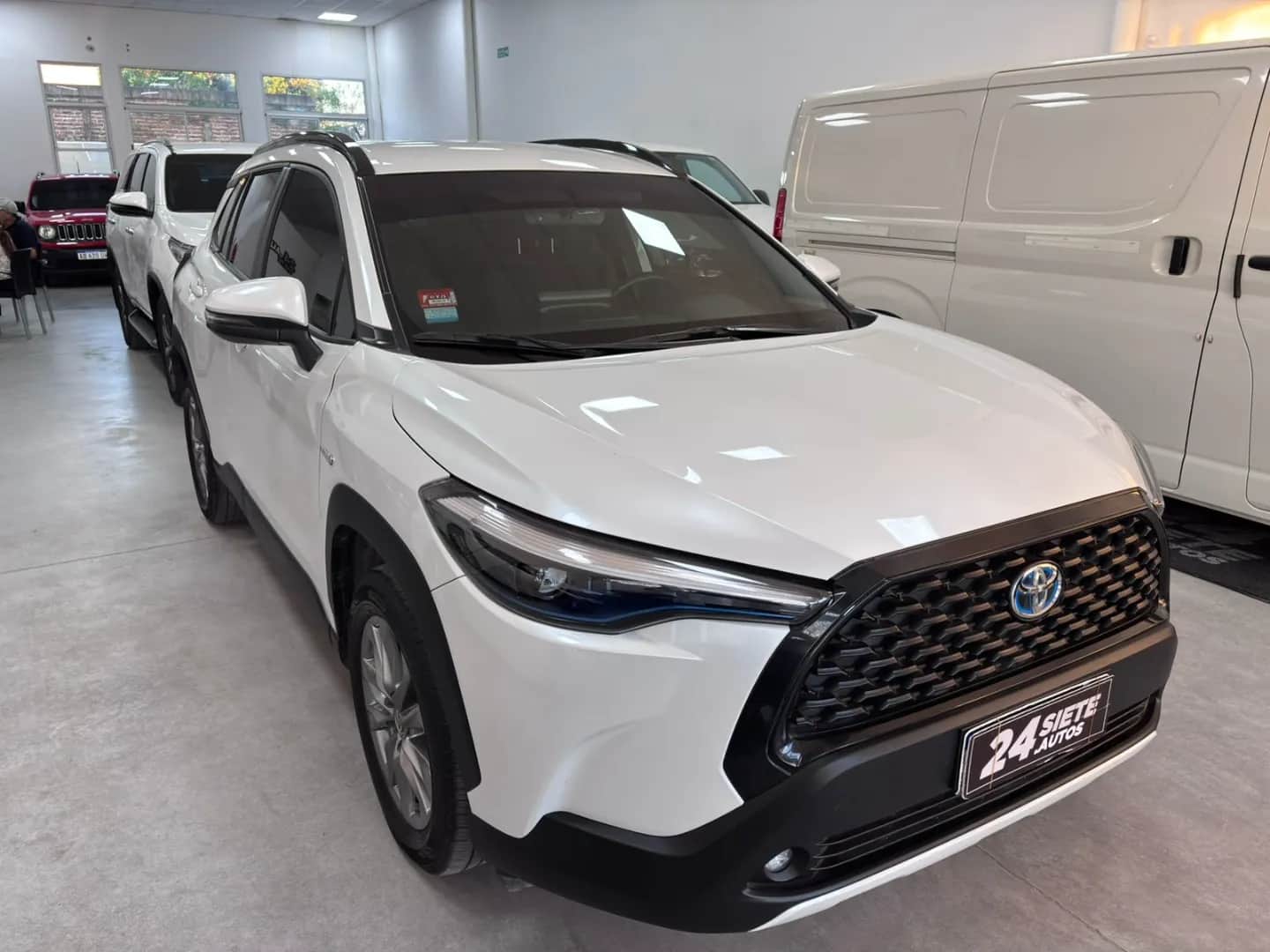 TOYOTA COROLLA CROSS - Vista principal
