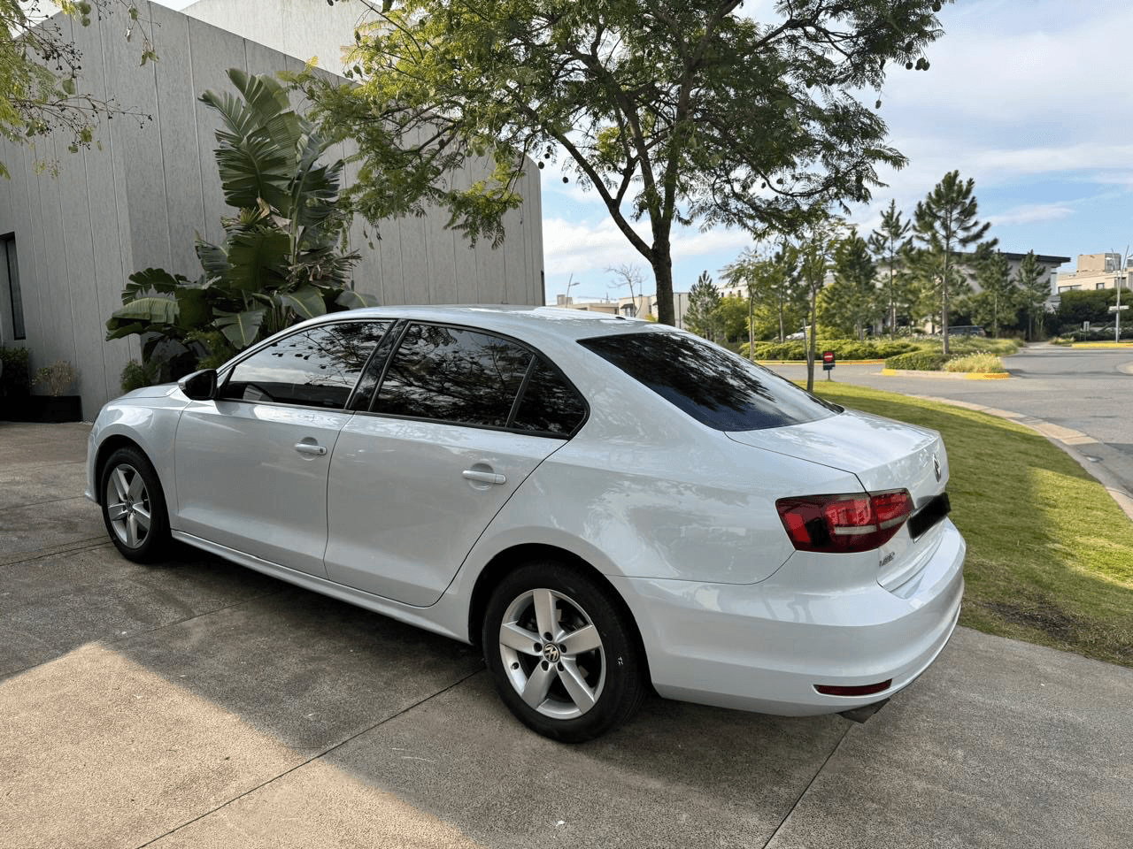 VOLKSWAGEN VENTO - Vista principal
