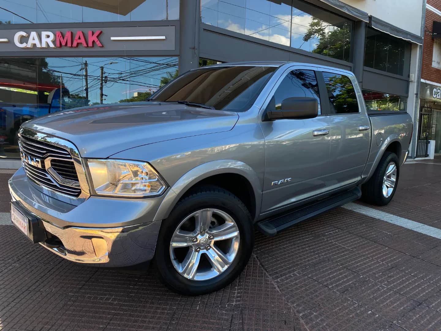 CHRYSLER RAM - Vista principal