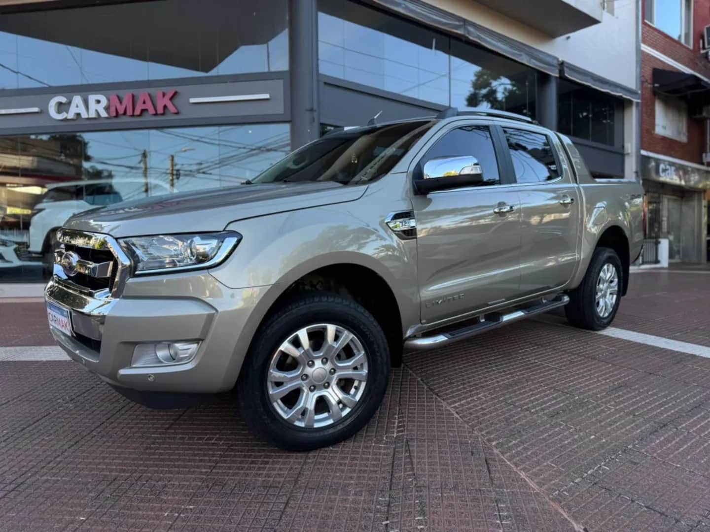 FORD RANGER - Vista principal