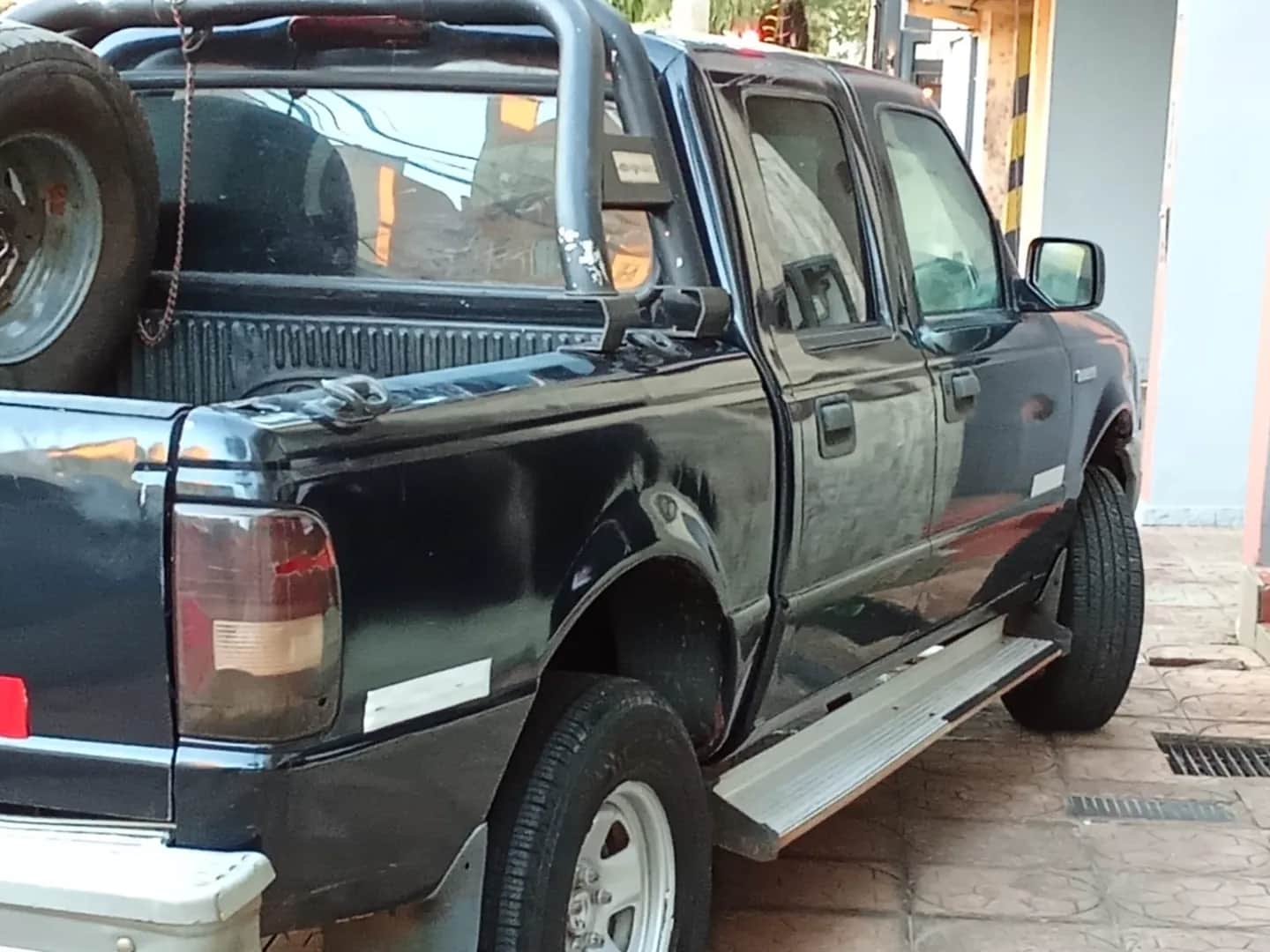 FORD RANGER PICK - UP - Vista principal