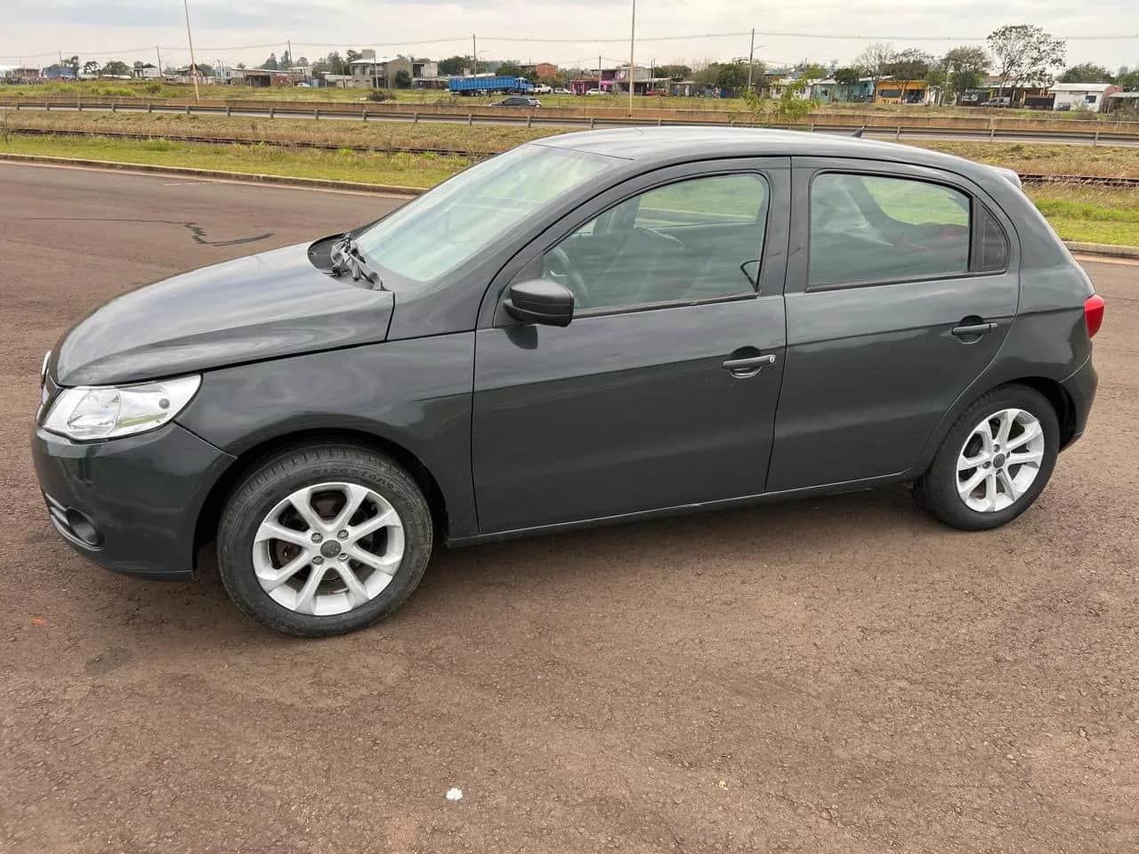 VOLKSWAGEN GOL TREND - Vista principal