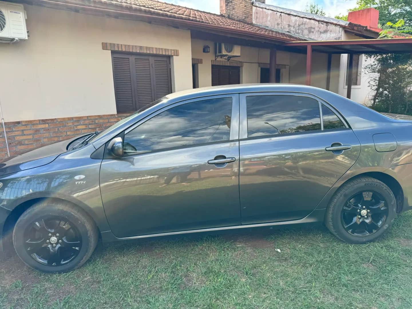 TOYOTA COROLLA - Vista principal