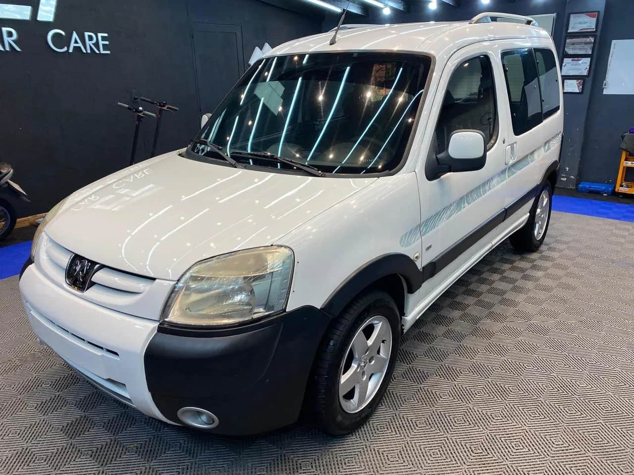 PEUGEOT PARTNER - Vista principal