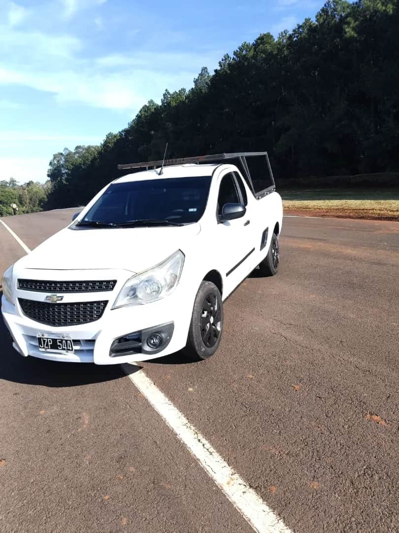 CHEVROLET MONTANA PICK - UP - Vista principal