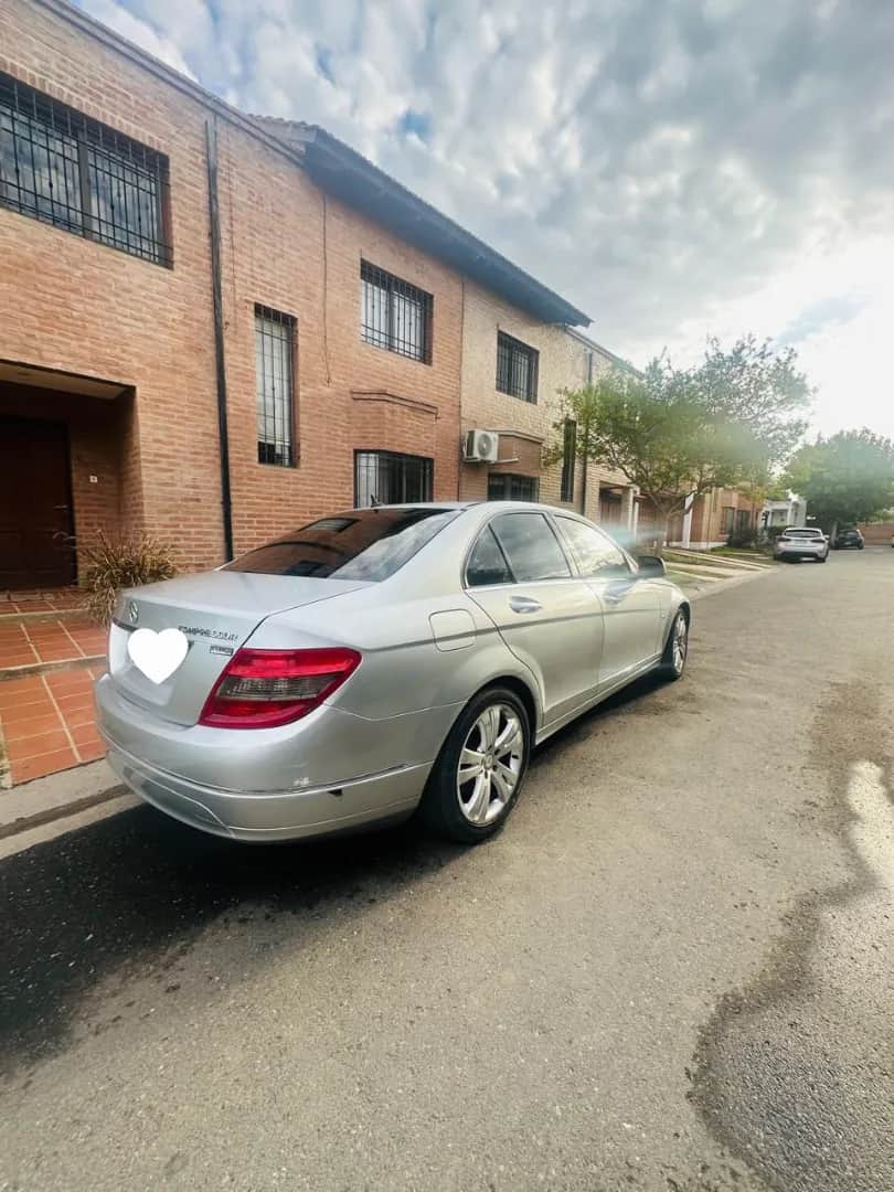 MERCEDES BENZ C - Vista principal