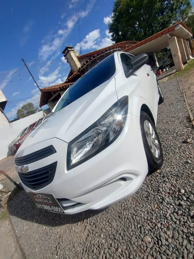 CHEVROLET ONIX - Vista principal