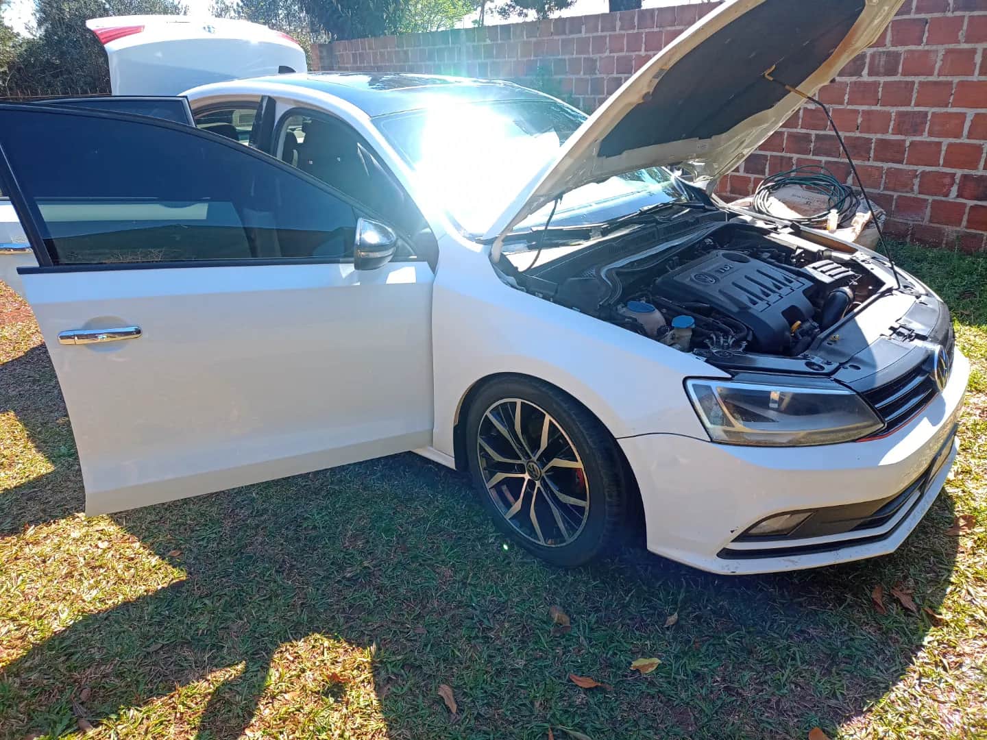 VOLKSWAGEN VENTO - Vista principal