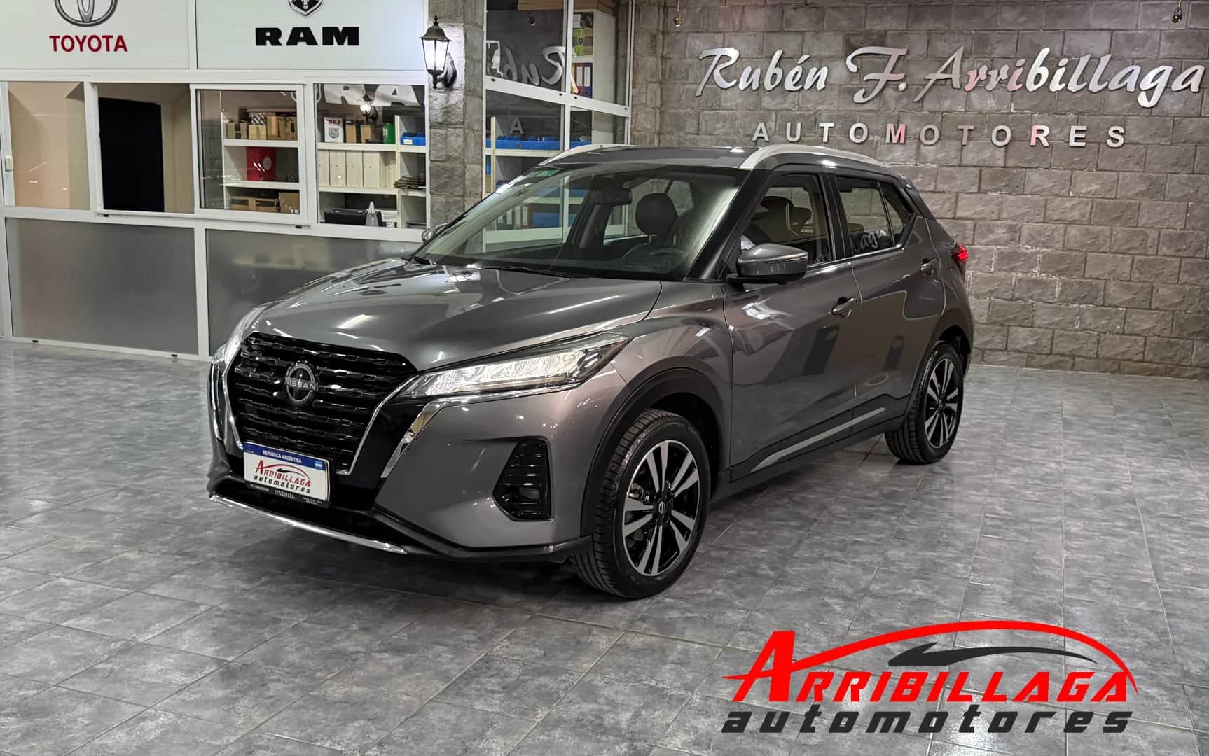 NISSAN KICKS - Vista principal