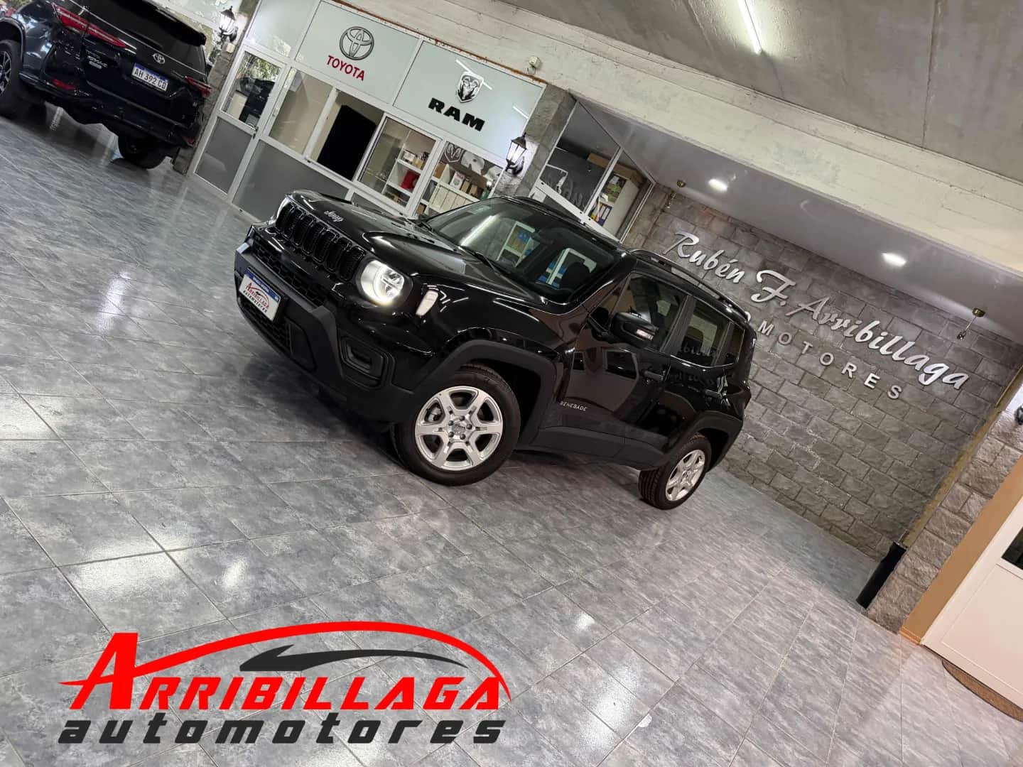CHRYSLER JEEP RENEGADE - Vista principal