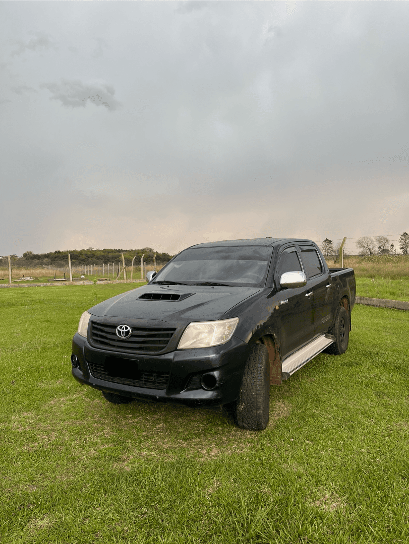 TOYOTA HILUX - Vista principal