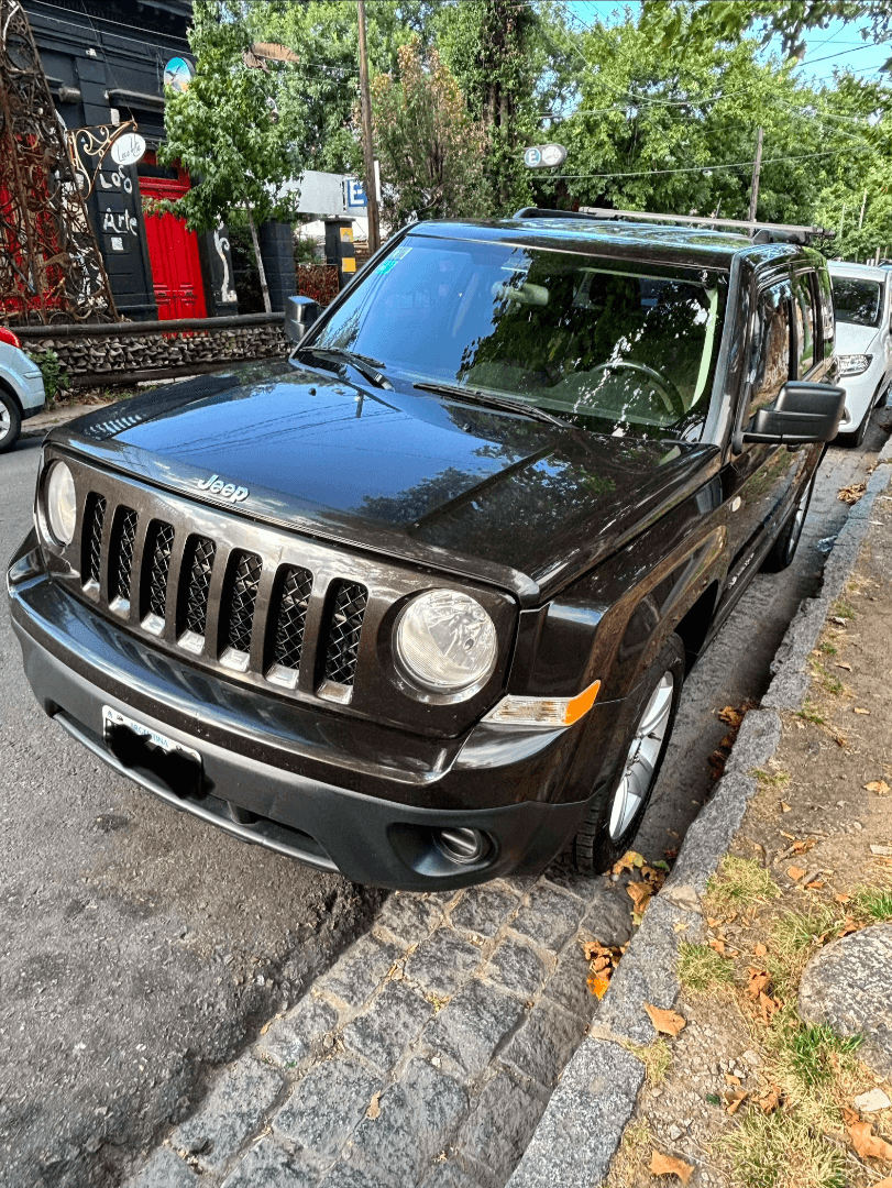 CHRYSLER JEEP PATRIOT - Vista principal