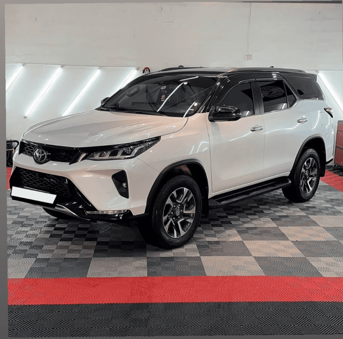 TOYOTA SW4 - Vista principal