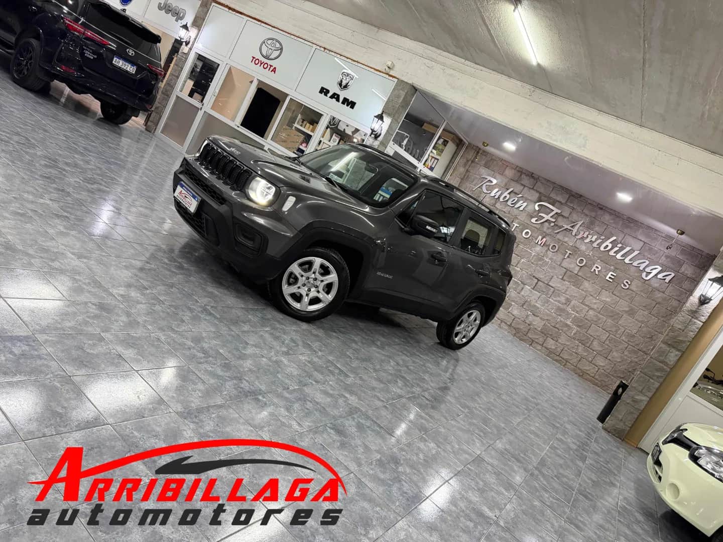 JEEP RENEGADE - Vista principal
