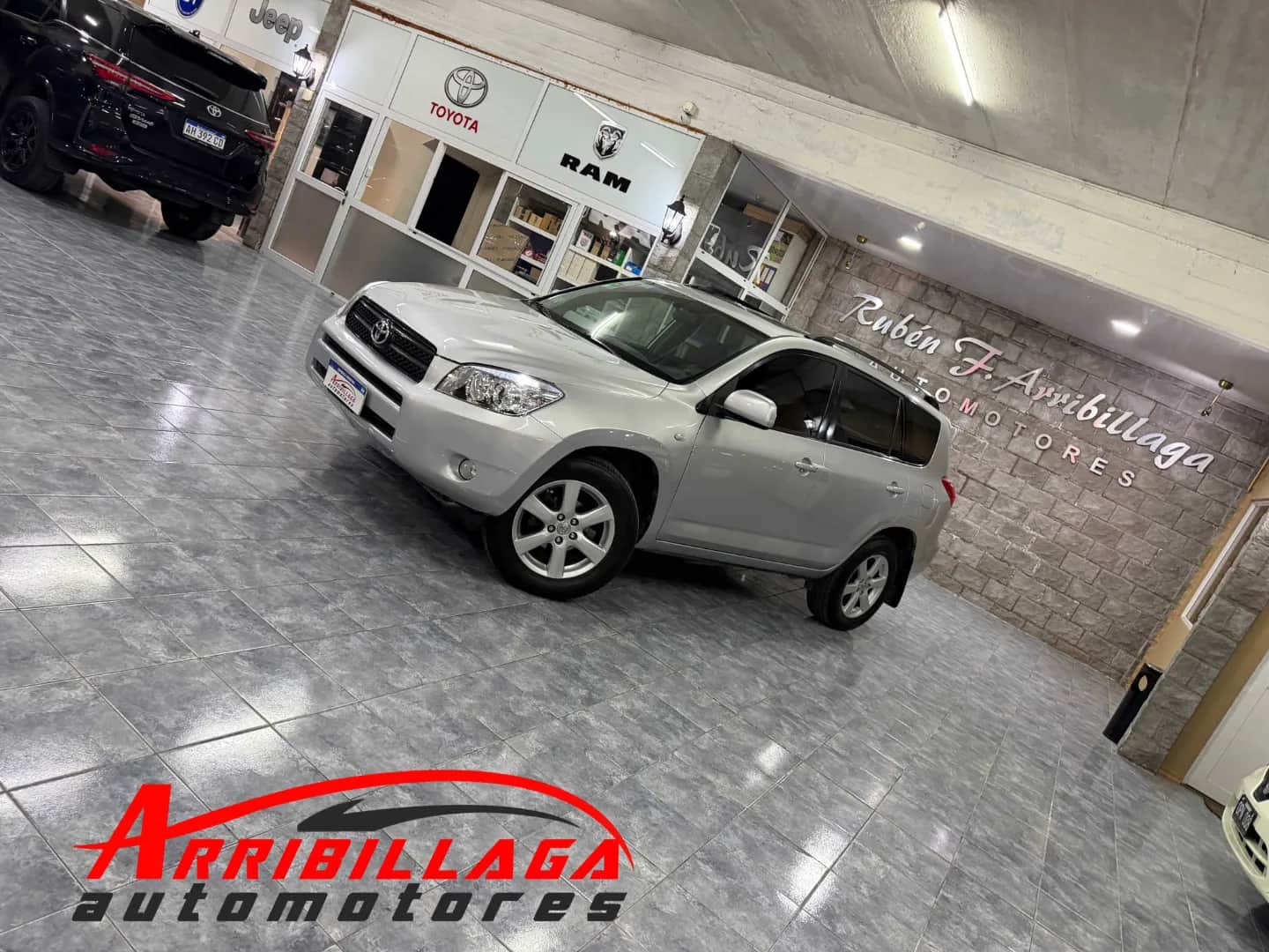 TOYOTA RAV - Vista principal