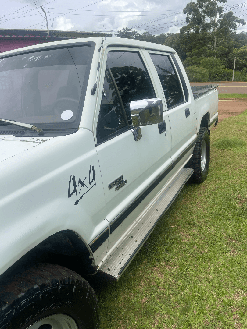 MITSUBISHI L200 - Vista principal