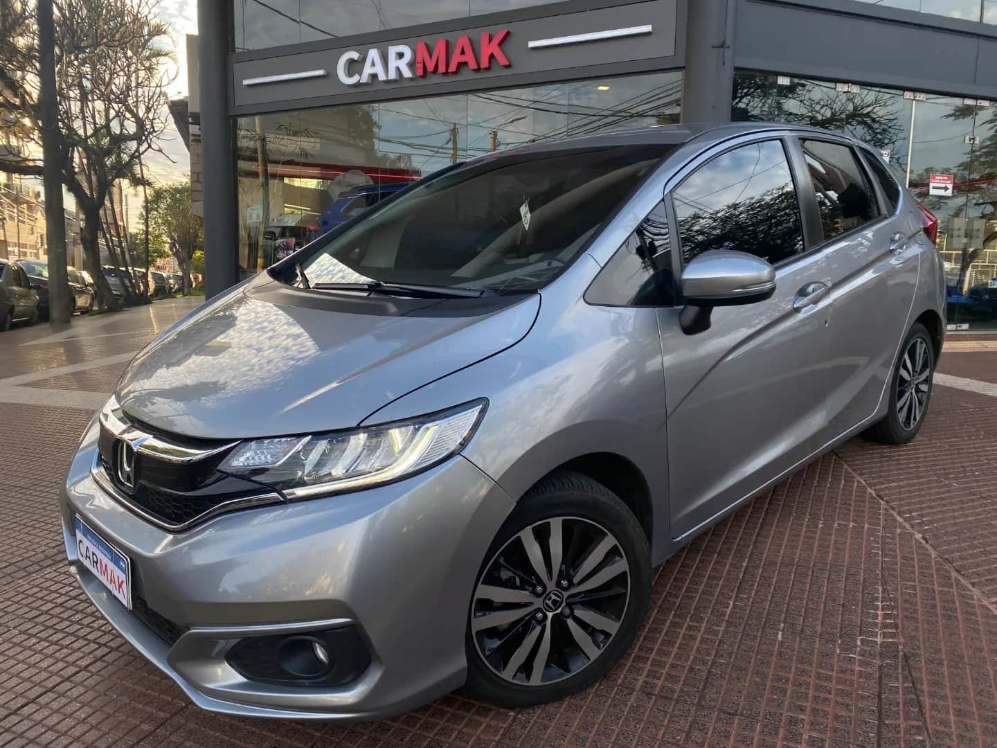 HONDA F i T - Vista principal