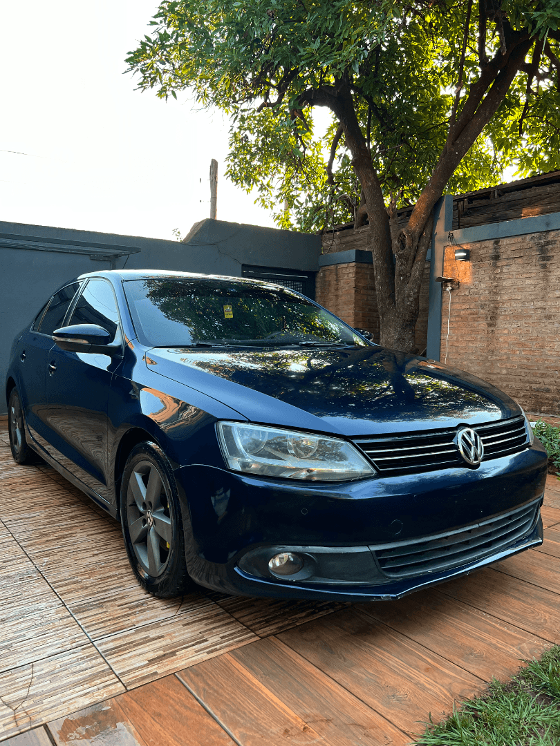 VOLKSWAGEN VENTO - Vista principal