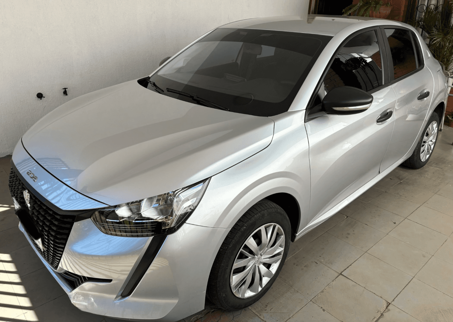 PEUGEOT 208 - Vista principal