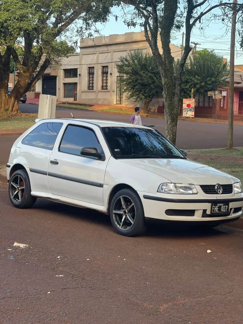 VOLKSWAGEN GOL - Vista principal