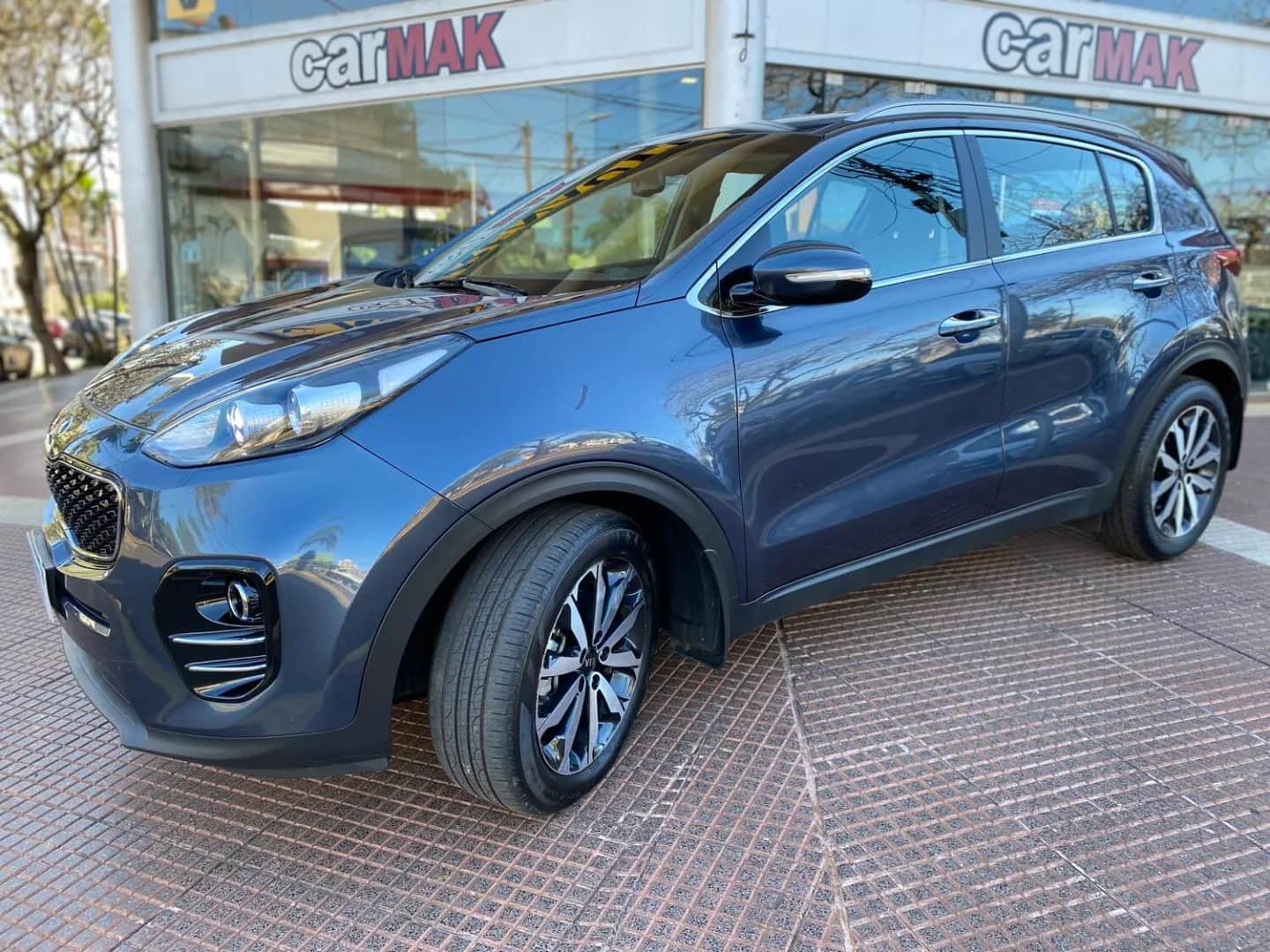 KIA SPORTAGE - Vista principal