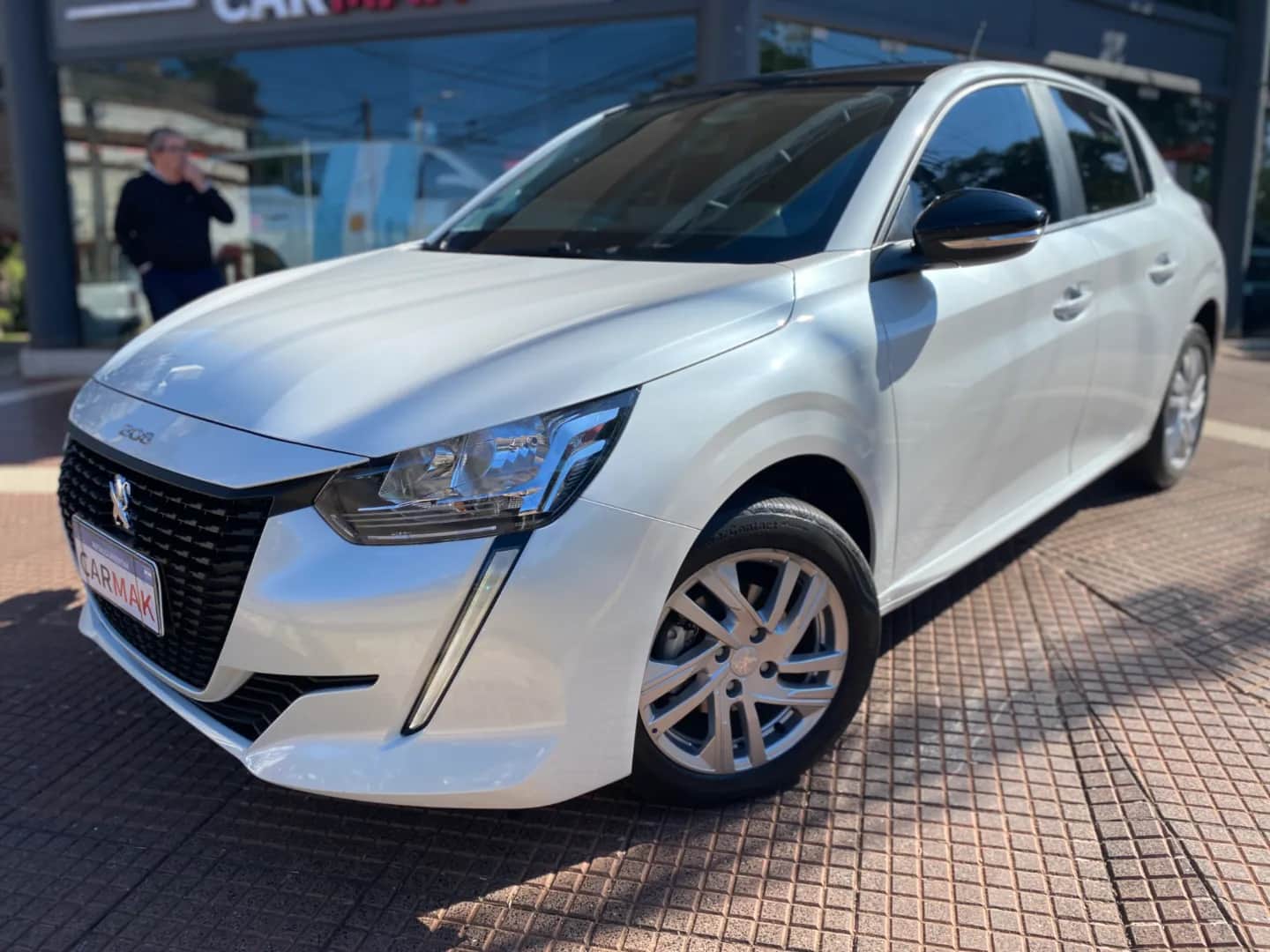 PEUGEOT 208 - Vista principal