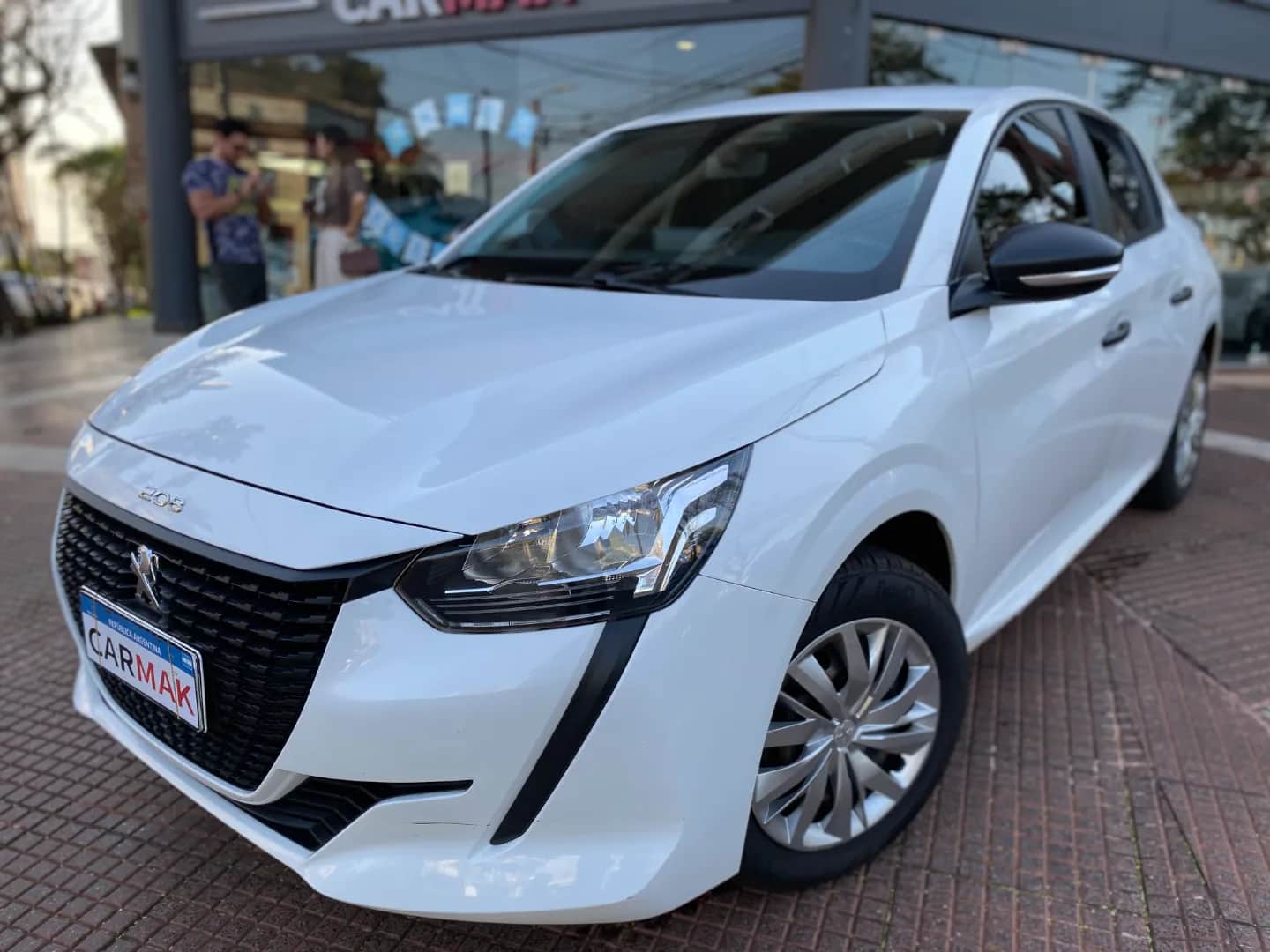 PEUGEOT 208 - Vista principal