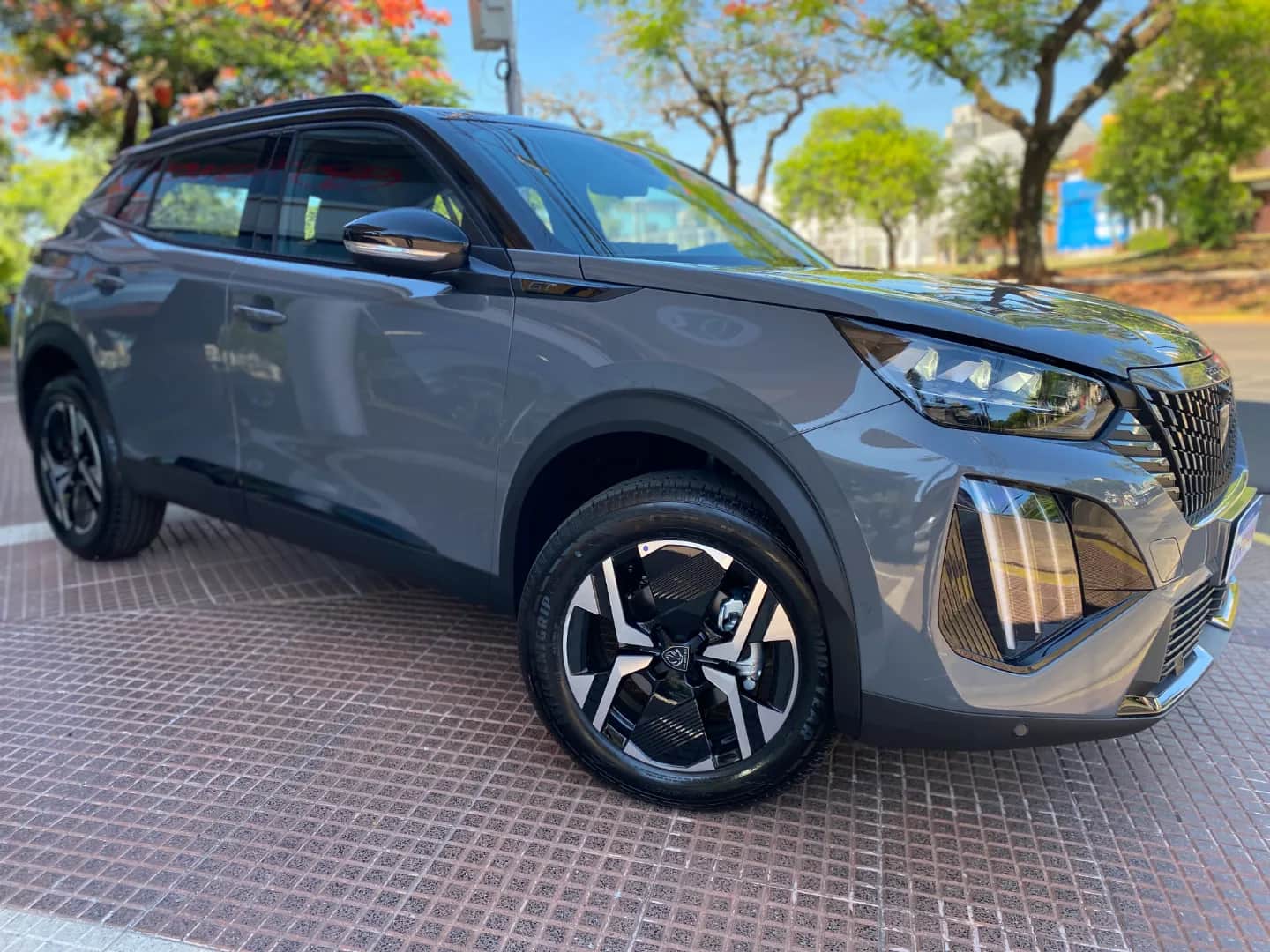 PEUGEOT 2008 - Vista principal