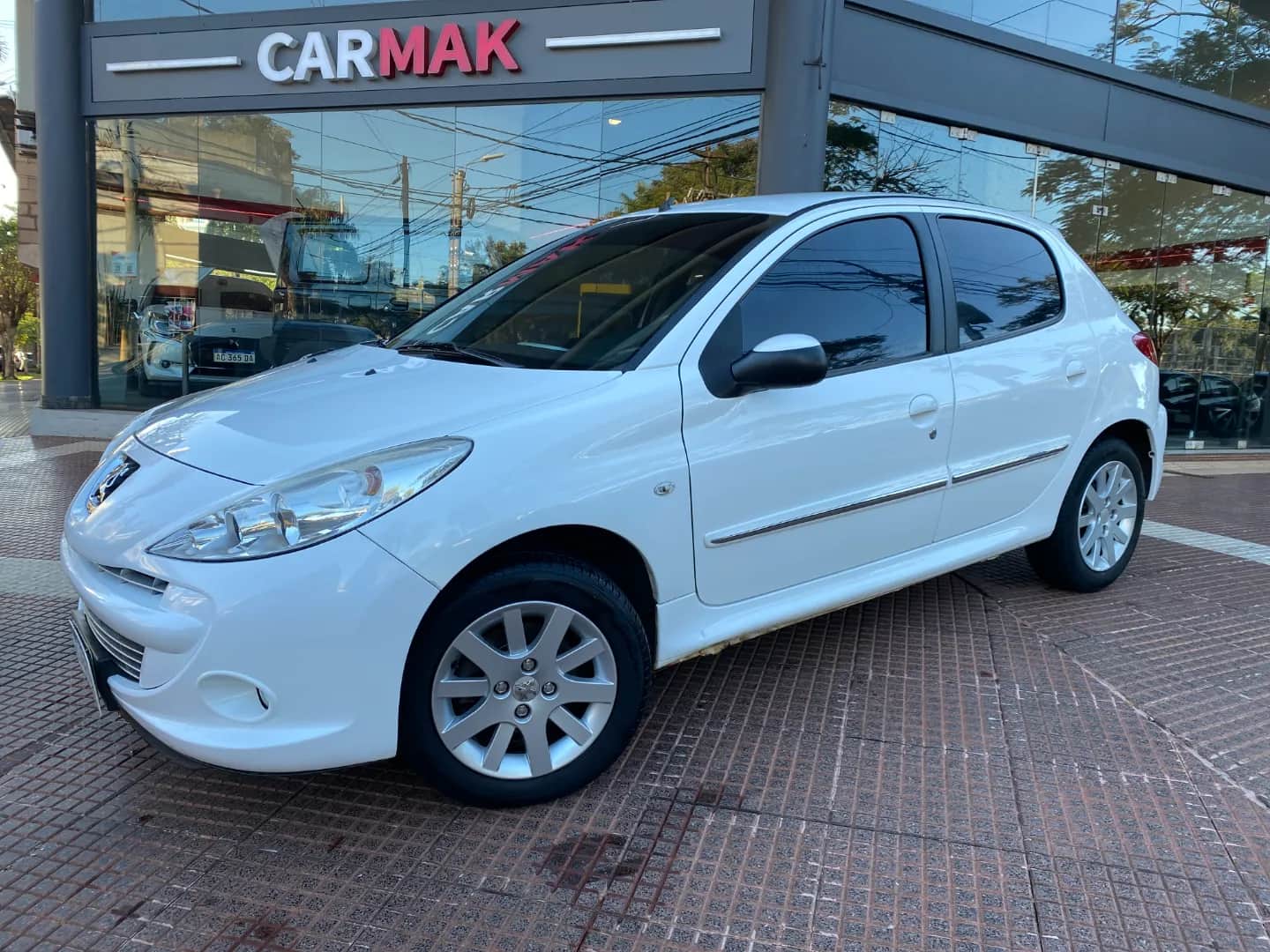 PEUGEOT 207 - Vista principal