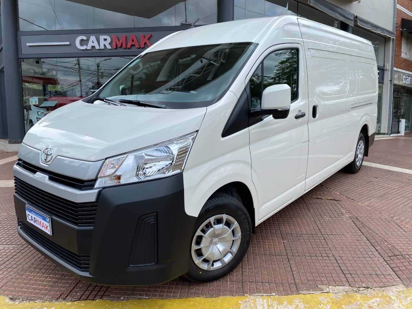TOYOTA HIACE - Vista principal