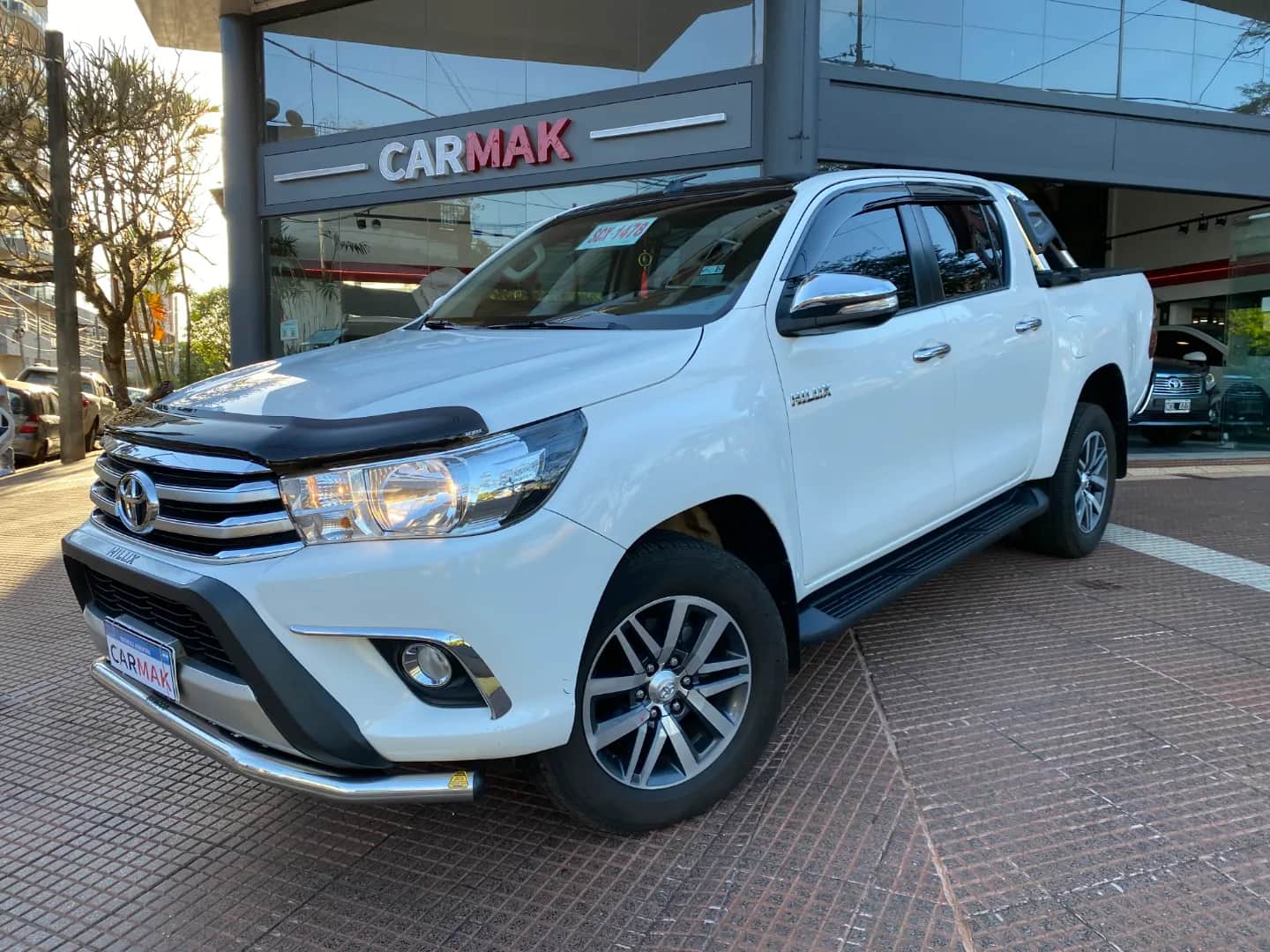 TOYOTA HILUX PICK - UP - Vista principal