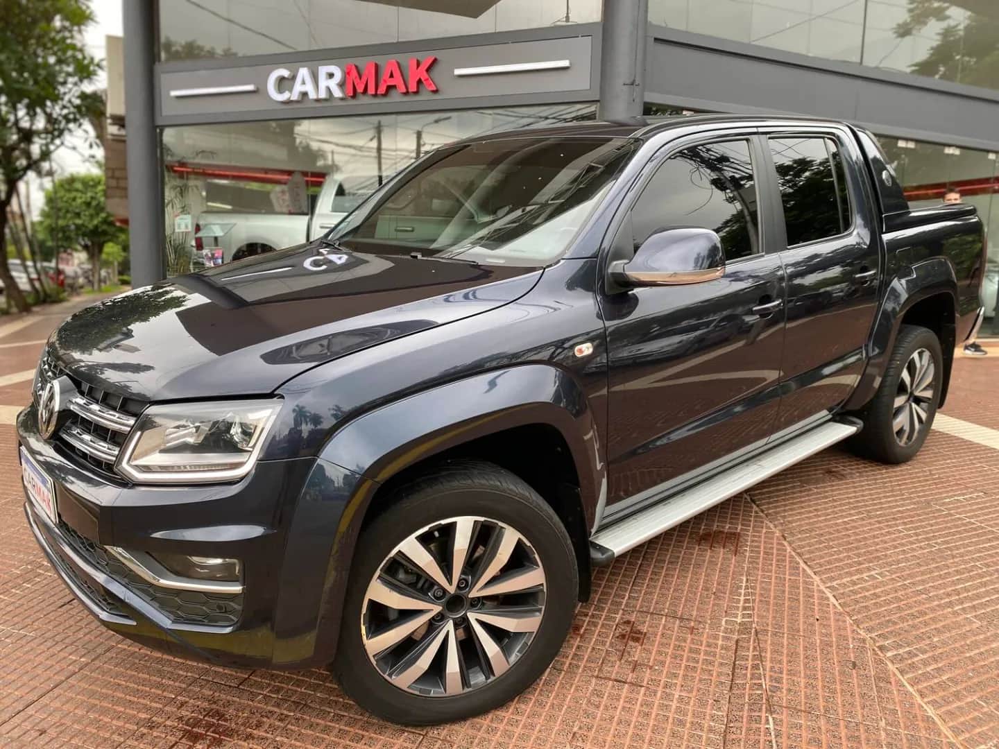 VOLKSWAGEN AMAROK - Vista principal