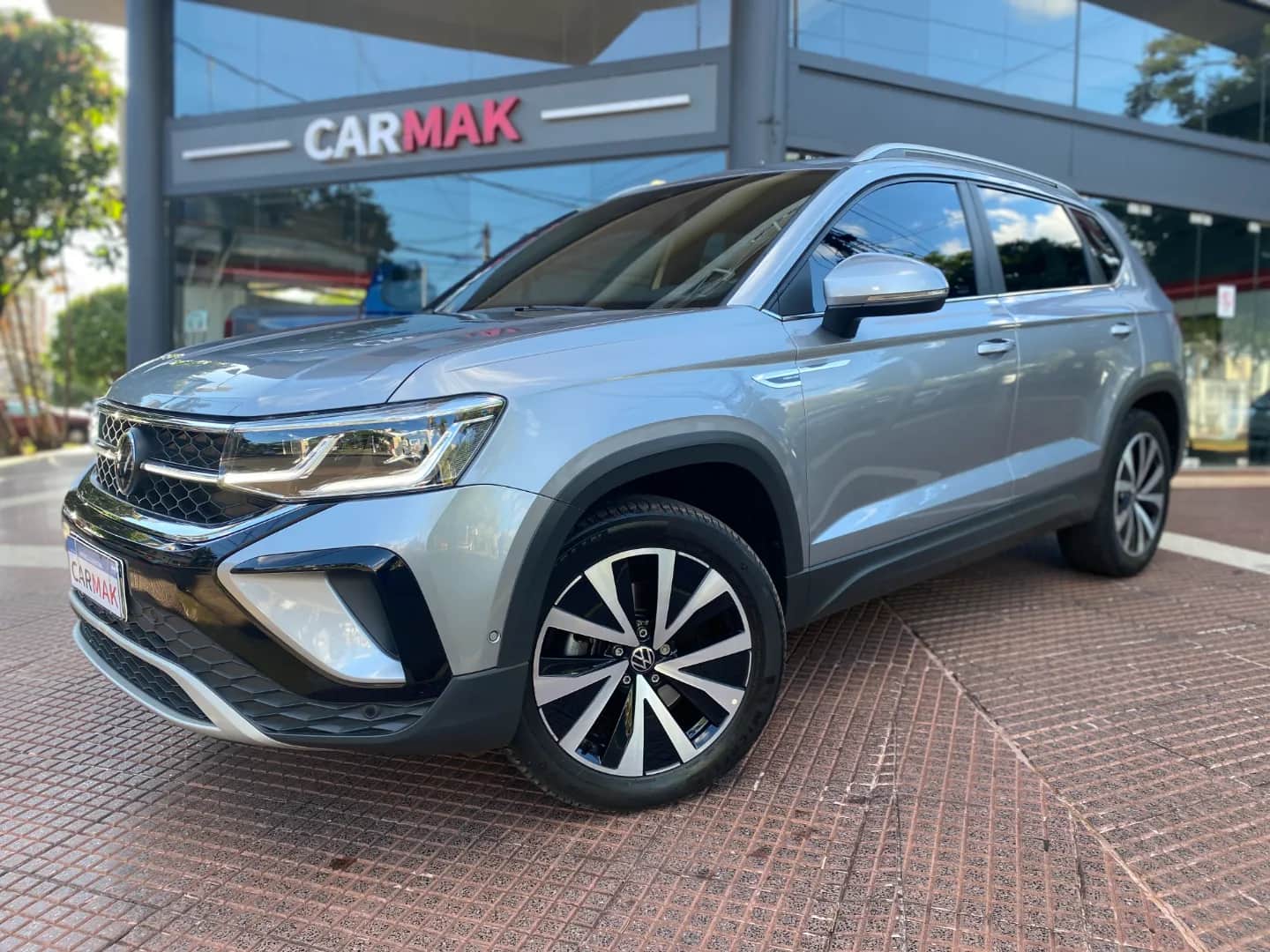 VOLKSWAGEN TAOS - Vista principal