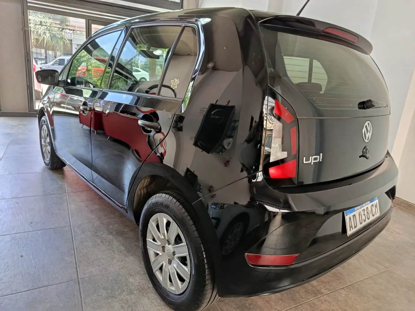 VOLKSWAGEN UP - Vista principal